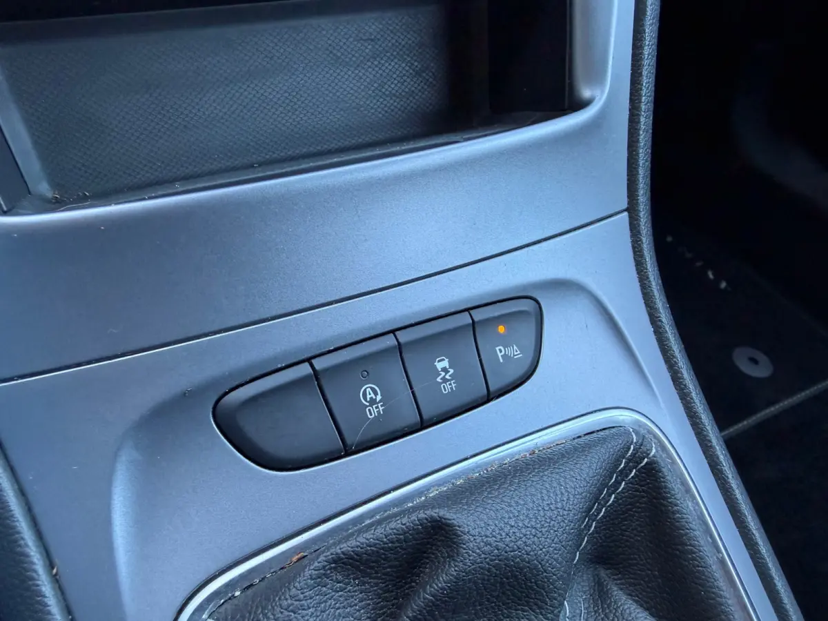 1.2 Business Edition | Cruise control + Navi + NAP Nu € 6.950,- !!!