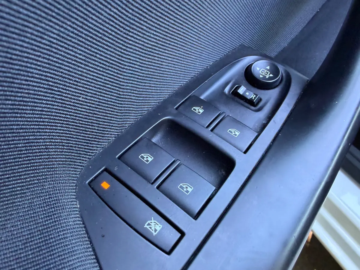 1.2 Business Edition | Cruise control + Navi + NAP Nu € 6.950,- !!!