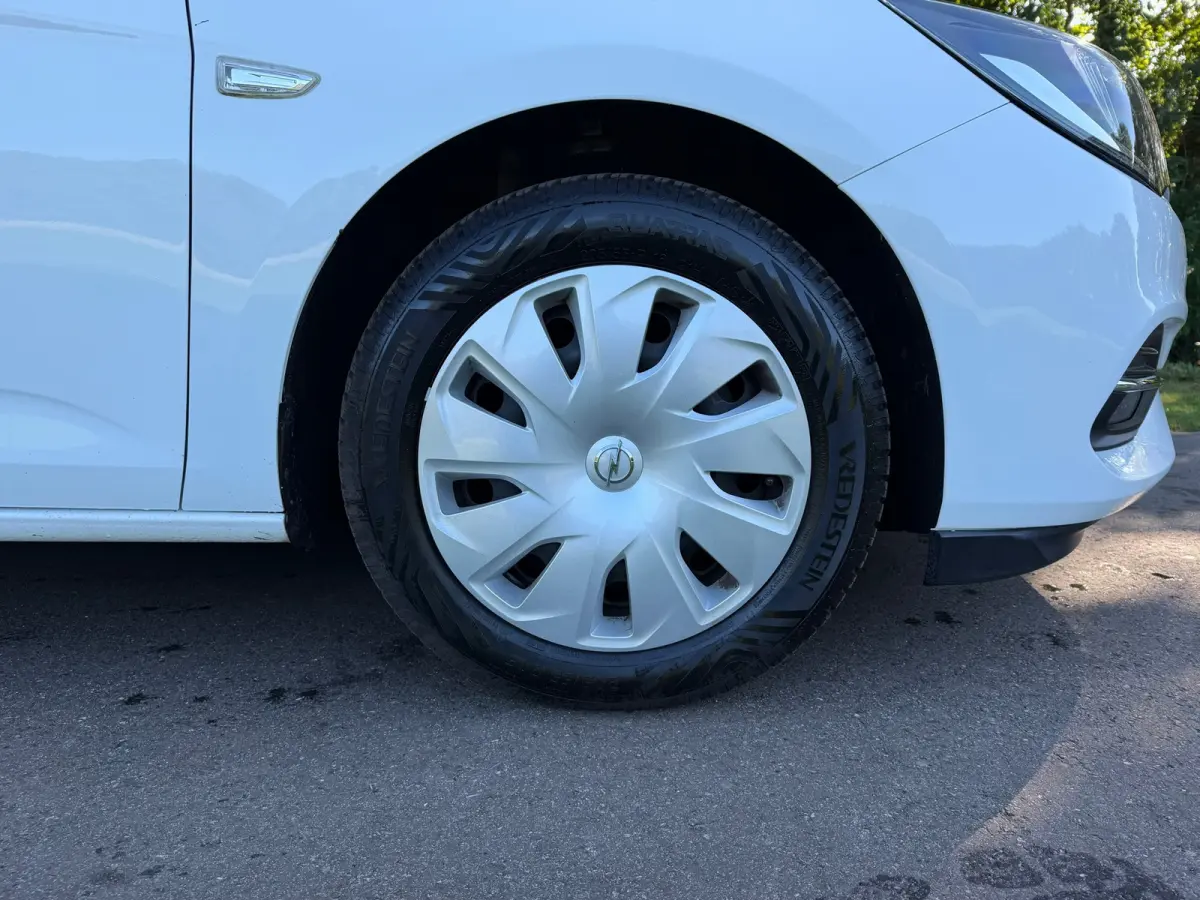 1.2 Business Edition | Cruise control + Navi + NAP Nu € 6.950,- !!!