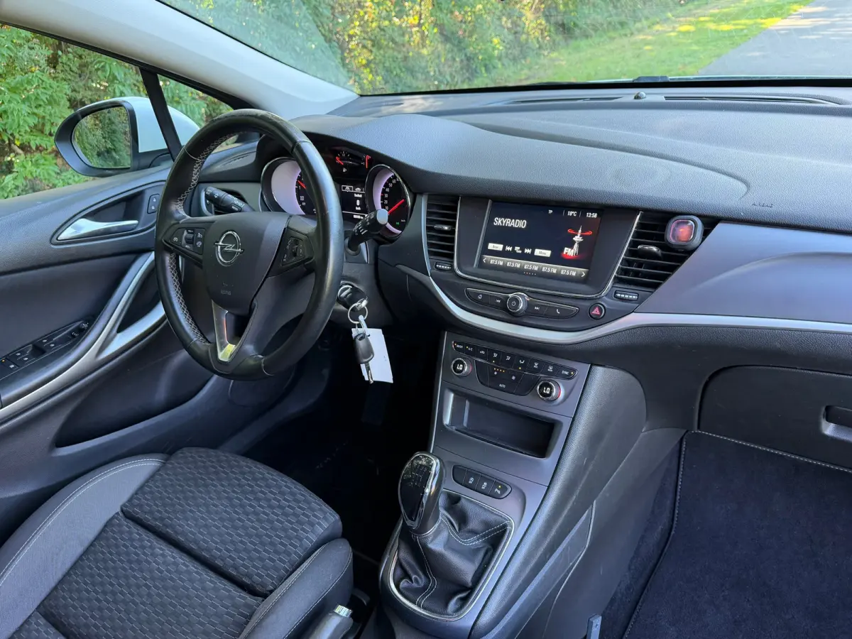 1.2 Business Edition | Cruise control + Navi + NAP Nu € 6.950,- !!!