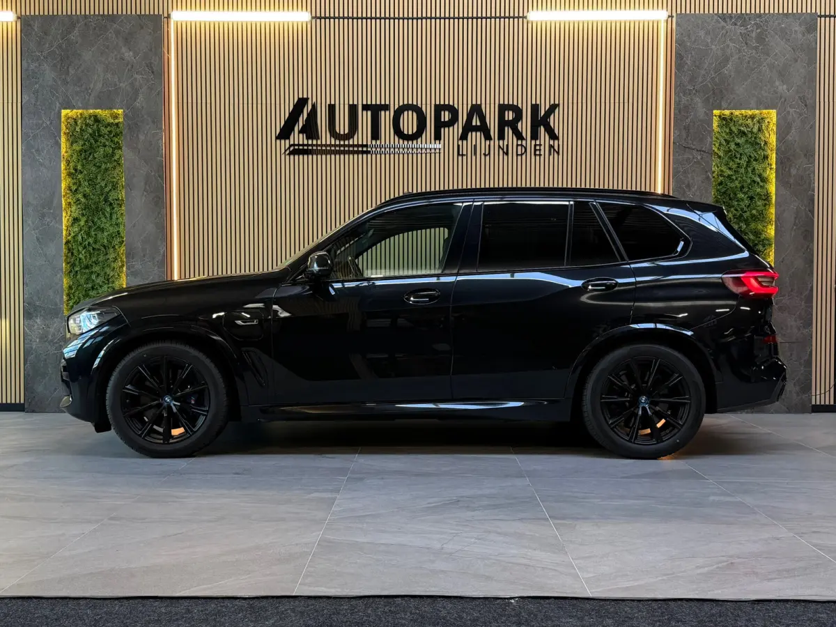XDrive45e High Executive M-SPORT|PANO|HuD|360CAMERA|LASER|LUCHTVERING|KEYLESS|TREKHAAK|AUTOPILOT|DEALER ONDERHOUDEN|VOL!