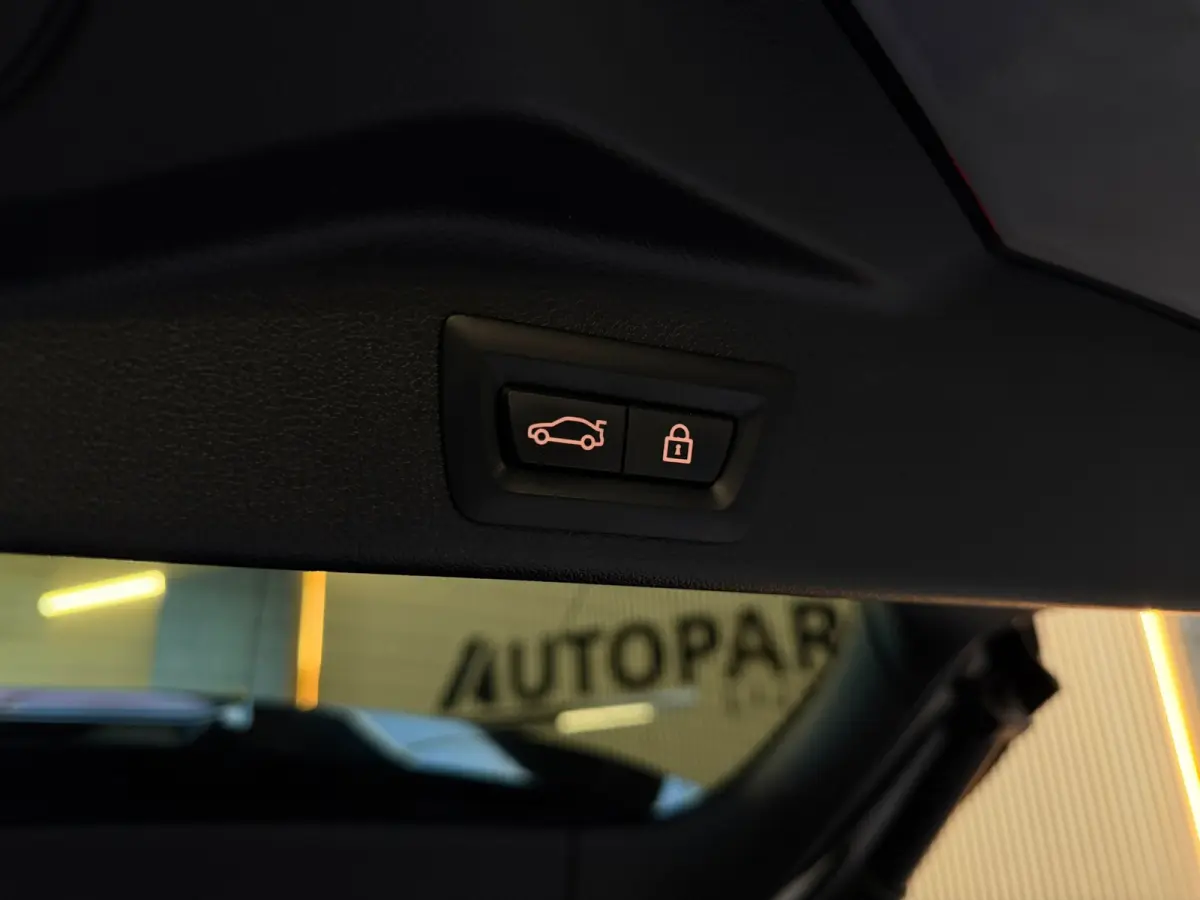 XDrive45e High Executive M-SPORT|PANO|HuD|360CAMERA|LASER|LUCHTVERING|KEYLESS|TREKHAAK|AUTOPILOT|DEALER ONDERHOUDEN|VOL!