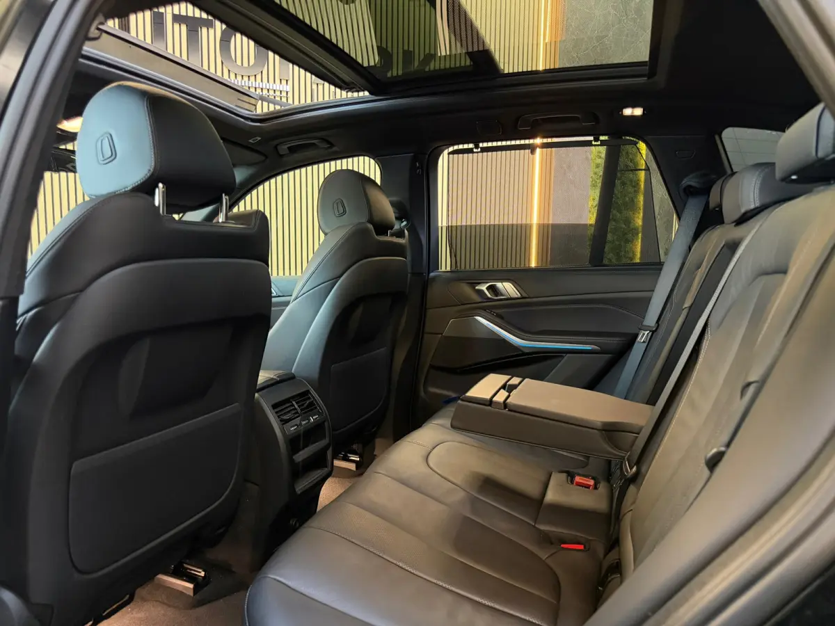 XDrive45e High Executive M-SPORT|PANO|HuD|360CAMERA|LASER|LUCHTVERING|KEYLESS|TREKHAAK|AUTOPILOT|DEALER ONDERHOUDEN|VOL!