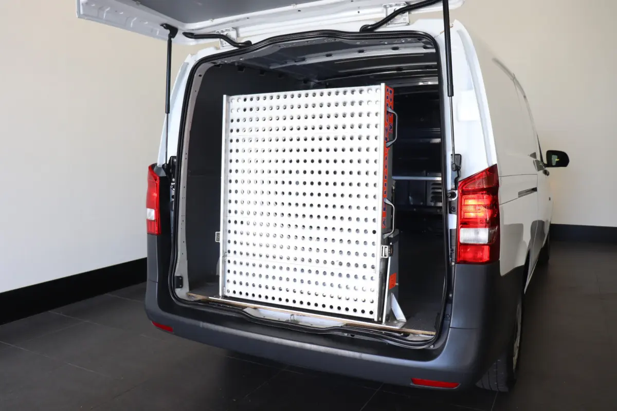 110 CDI XL EURO 6 - Airco - Start/Stop -  € 15.900,- Excl