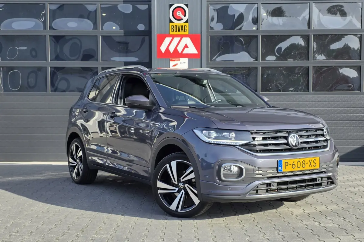 1.0 TSI R-Line | CAMERA | ADAPTIVE | CARPLAY | CLIMA | 18 INCH | KEYLESS