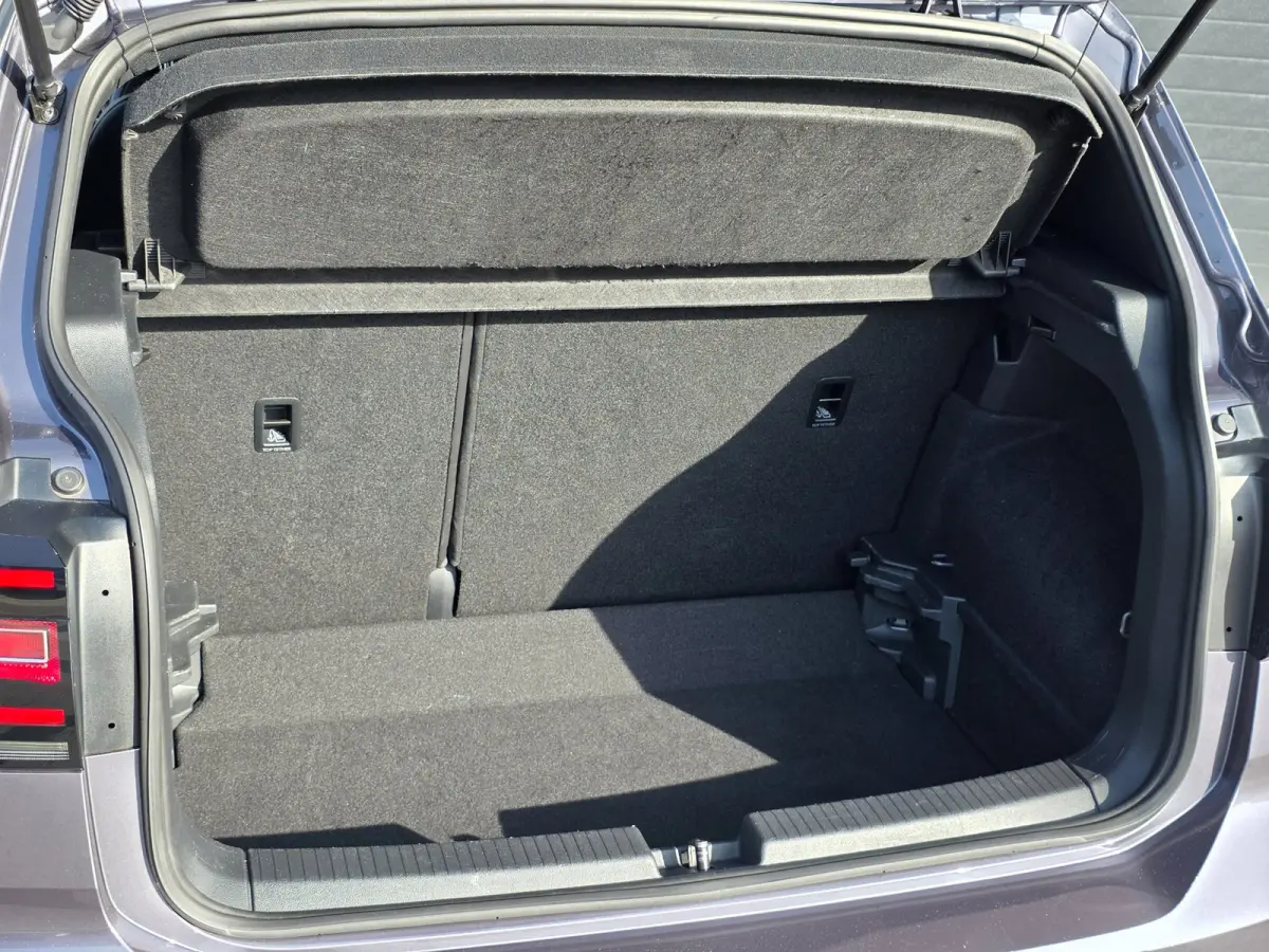 1.0 TSI R-Line | CAMERA | ADAPTIVE | CARPLAY | CLIMA | 18 INCH | KEYLESS