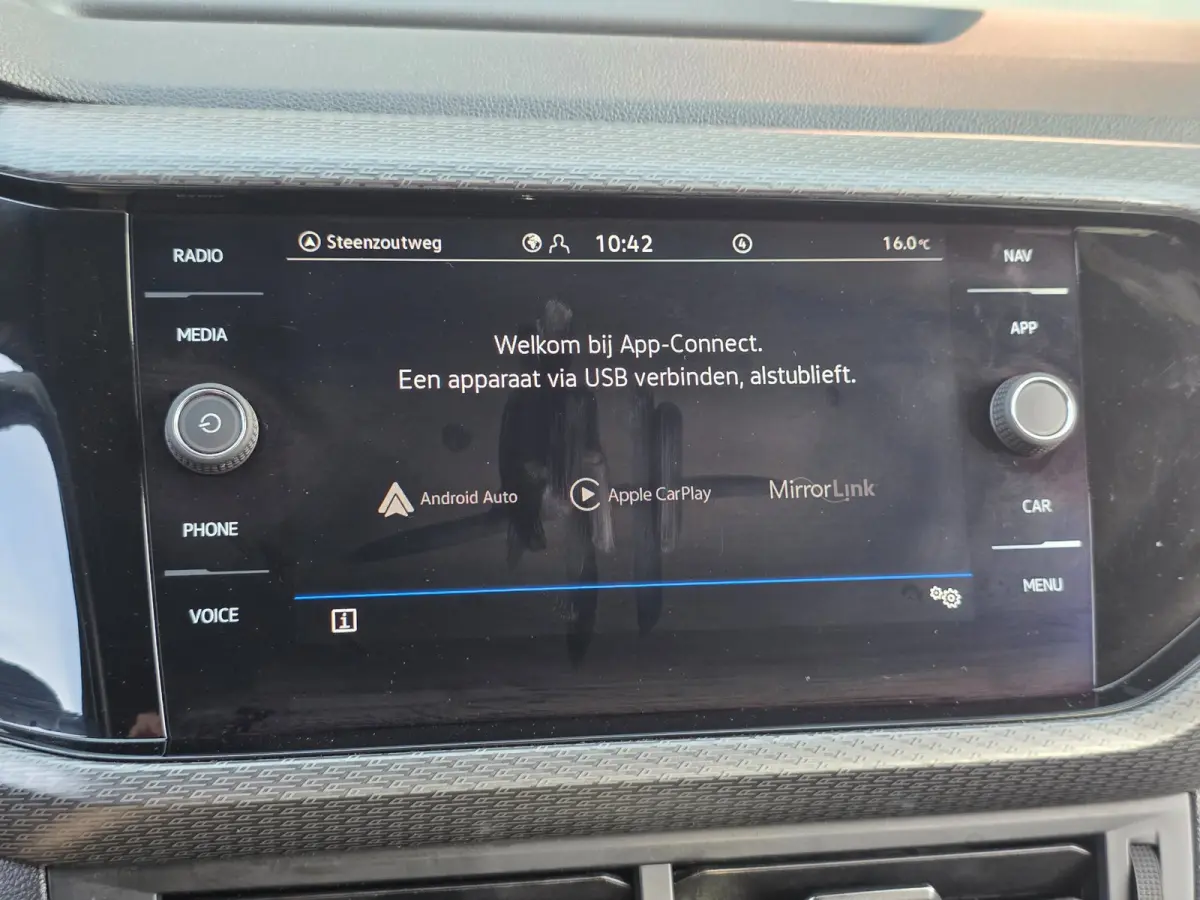 1.0 TSI R-Line | CAMERA | ADAPTIVE | CARPLAY | CLIMA | 18 INCH | KEYLESS