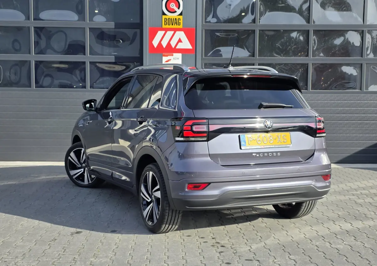 1.0 TSI R-Line | CAMERA | ADAPTIVE | CARPLAY | CLIMA | 18 INCH | KEYLESS