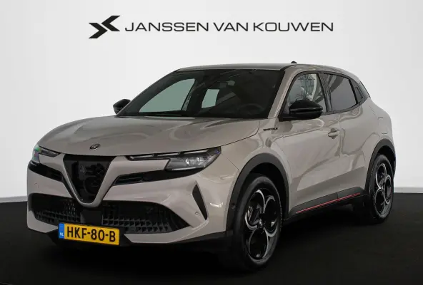 1.2 Turbo Hybrid Ibrida Speciale Pack Techno Stoelverwarming Camera