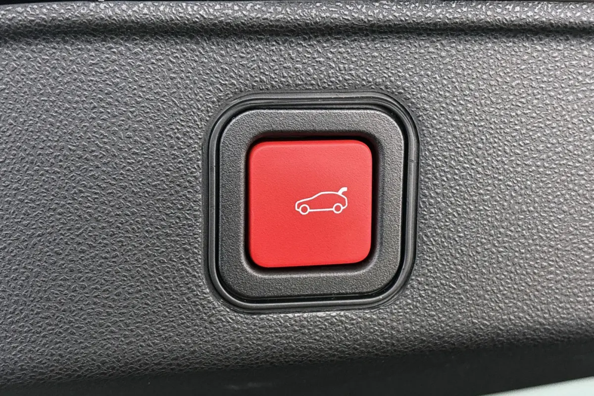 1.2 Turbo Hybrid Ibrida Speciale Pack Techno Stoelverwarming Camera