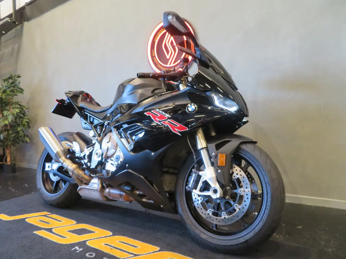 S1000RR HISTORIE TOPPER!