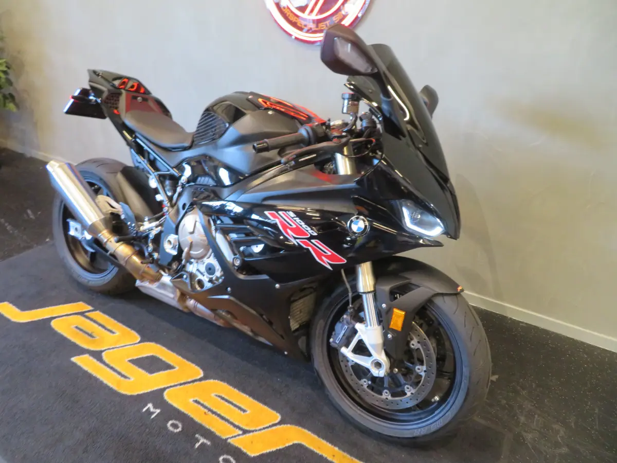 S1000RR HISTORIE TOPPER!