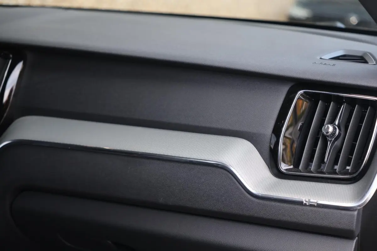 B5 R-Design | Stoelverwarming | Trekhaak | 360° Camera | Panoramadak | Pilot Assist | Memory Seats | Glossy Black | Keyless