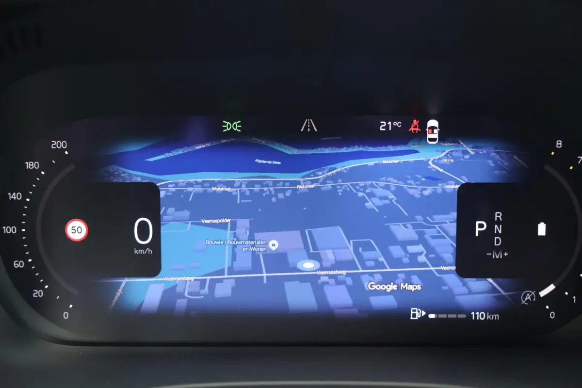 B5 R-Design | Stoelverwarming | Trekhaak | 360° Camera | Panoramadak | Pilot Assist | Memory Seats | Glossy Black | Keyless