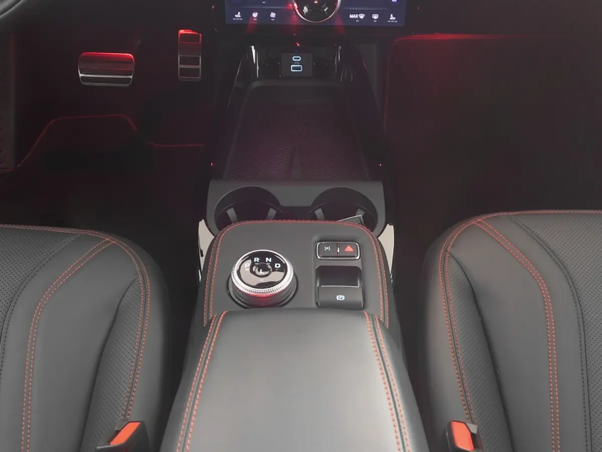 Extended Premium AWD 98 kWh | PANORAMADAK | B&O | EL. STOELEN | LEDER | Full LED | SOH: 95% | !