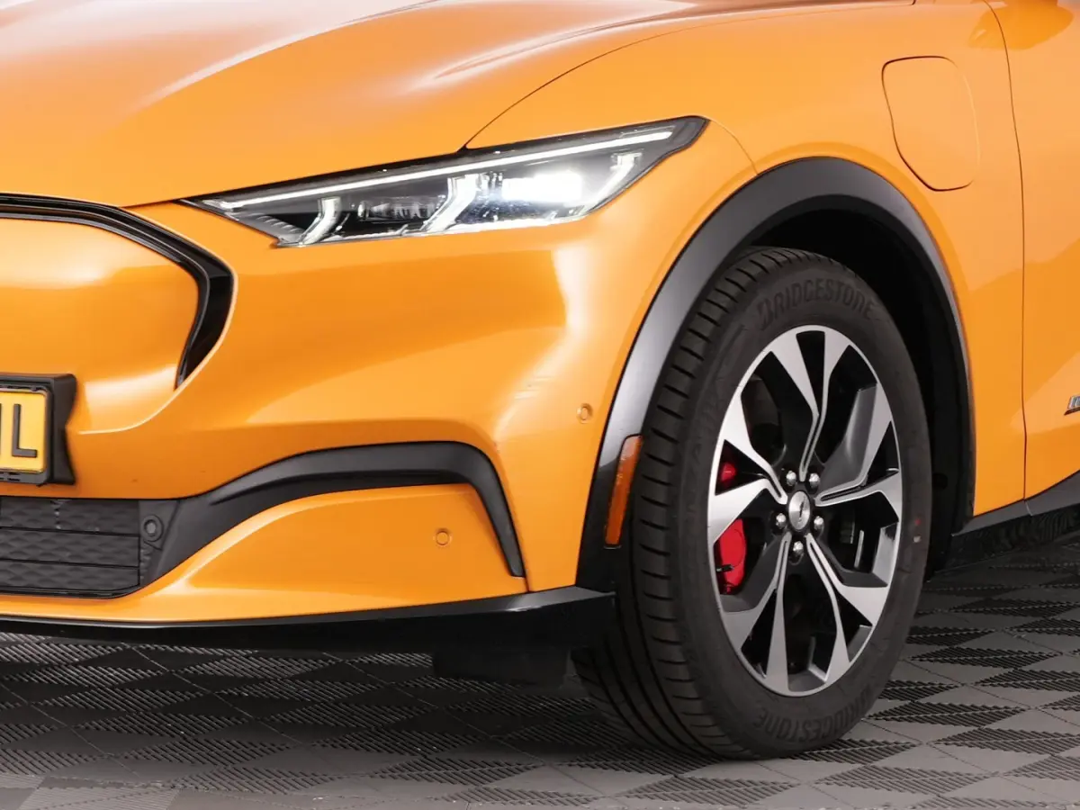 Extended Premium AWD 98 kWh | PANORAMADAK | B&O | EL. STOELEN | LEDER | Full LED | SOH: 95% | !