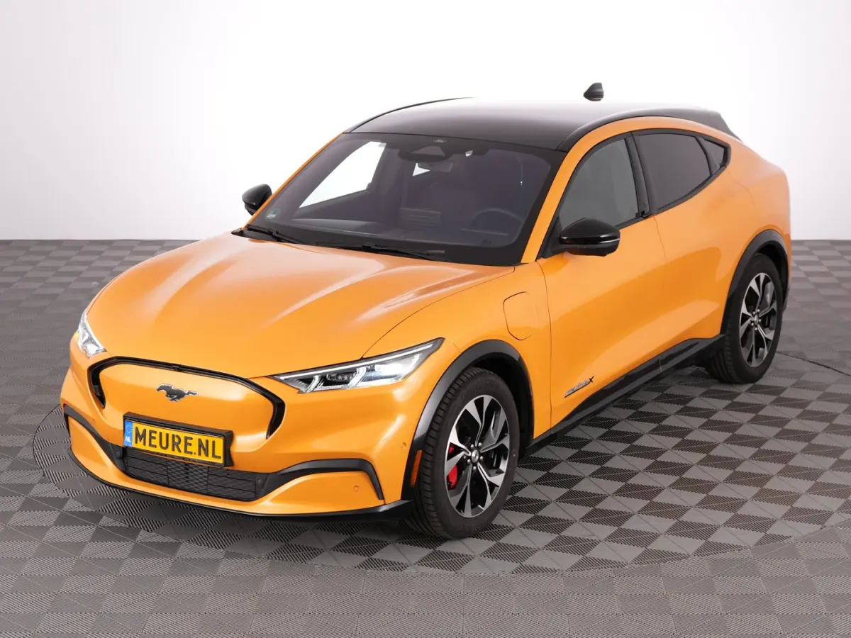 Extended Premium AWD 98 kWh | PANORAMADAK | B&O | EL. STOELEN | LEDER | Full LED | SOH: 95% | !
