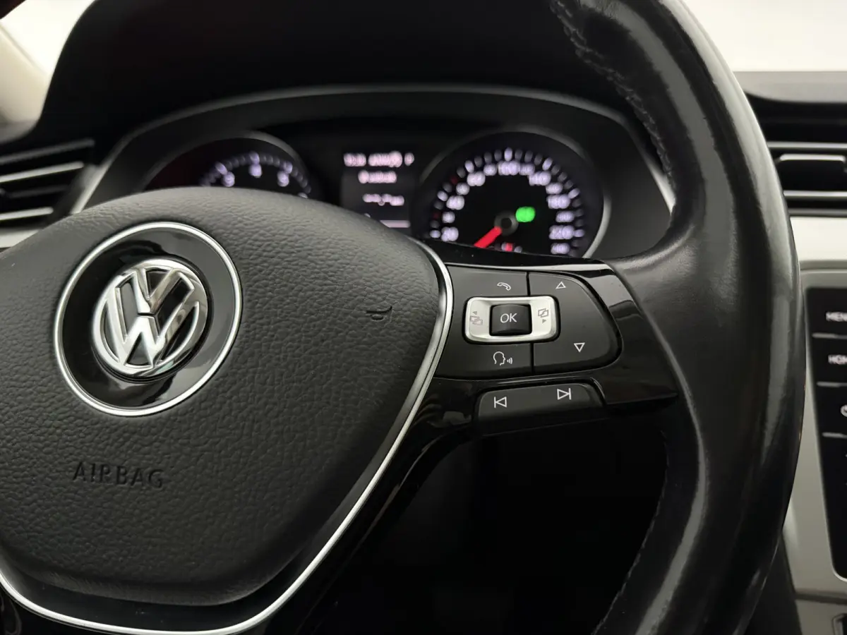 1.4 TSI | DSG | Clima | Camera | Cruise | Trekhaak | Carplay | LED | Parkeersens. | NAP