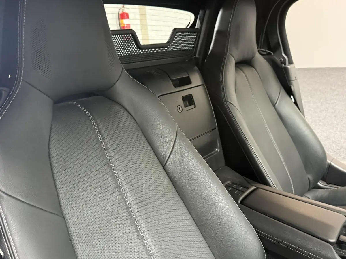 1.5 SkyActiv-G 132 Exclusive | DIFFUSOR | SPORTUITLAAT | LEDER | CAMERA | BOSE