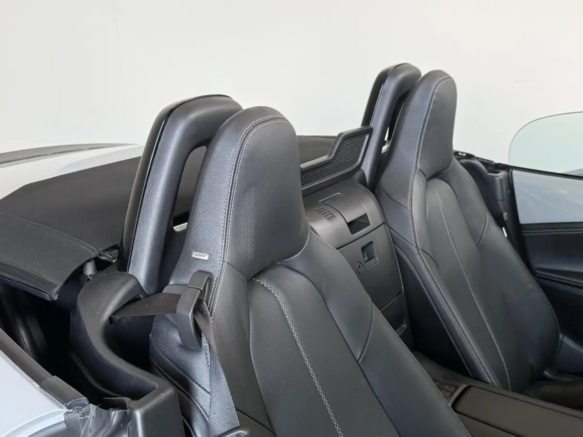 1.5 SkyActiv-G 132 Exclusive | DIFFUSOR | SPORTUITLAAT | LEDER | CAMERA | BOSE