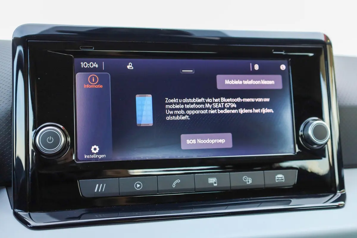 1.0 EcoTSI 95pk Style | Parkeersensor | All-Season Banden | Apple Carplay/Android Auto