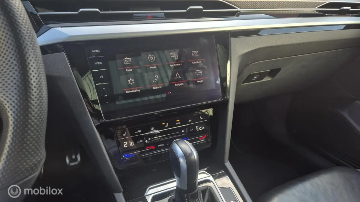 1.4 TSI eHybrid R-Line, pan