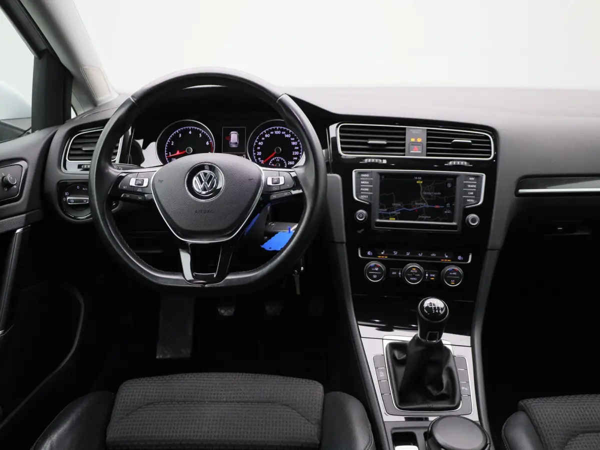 1.4 TSI Business Edition Connected R 125 PK| Origineel Nederlands | 1e Eigenaar | Dealeronderhouden | Trekhaak | R-Line Exterieur | Navigatie | Achteruitrijcamera | Stoelverwarming | Climatr
