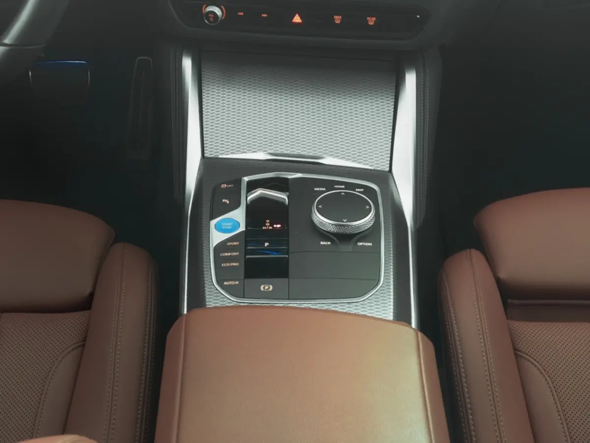 eDrive40 M Sport *SOH 94.3%* LEDER | Full LED | CAMERA !