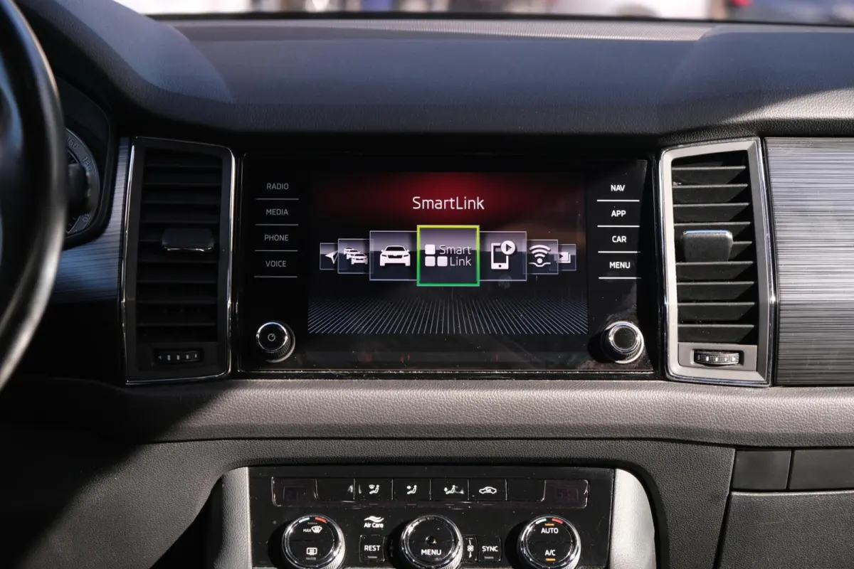 1.5 TSI Business Edition|Rijklaar!|Achteruitrijamera|Trekhaak|AppleCarplay|AndroidAuto