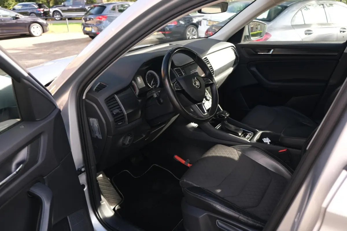 1.5 TSI Business Edition|Rijklaar!|Achteruitrijamera|Trekhaak|AppleCarplay|AndroidAuto