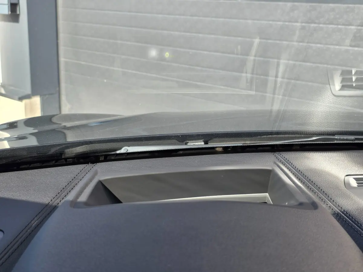 SDrive20i Business Edition Plus | PANO | LEDER | TREKHAAK | NAP | 1E EIGENAAR