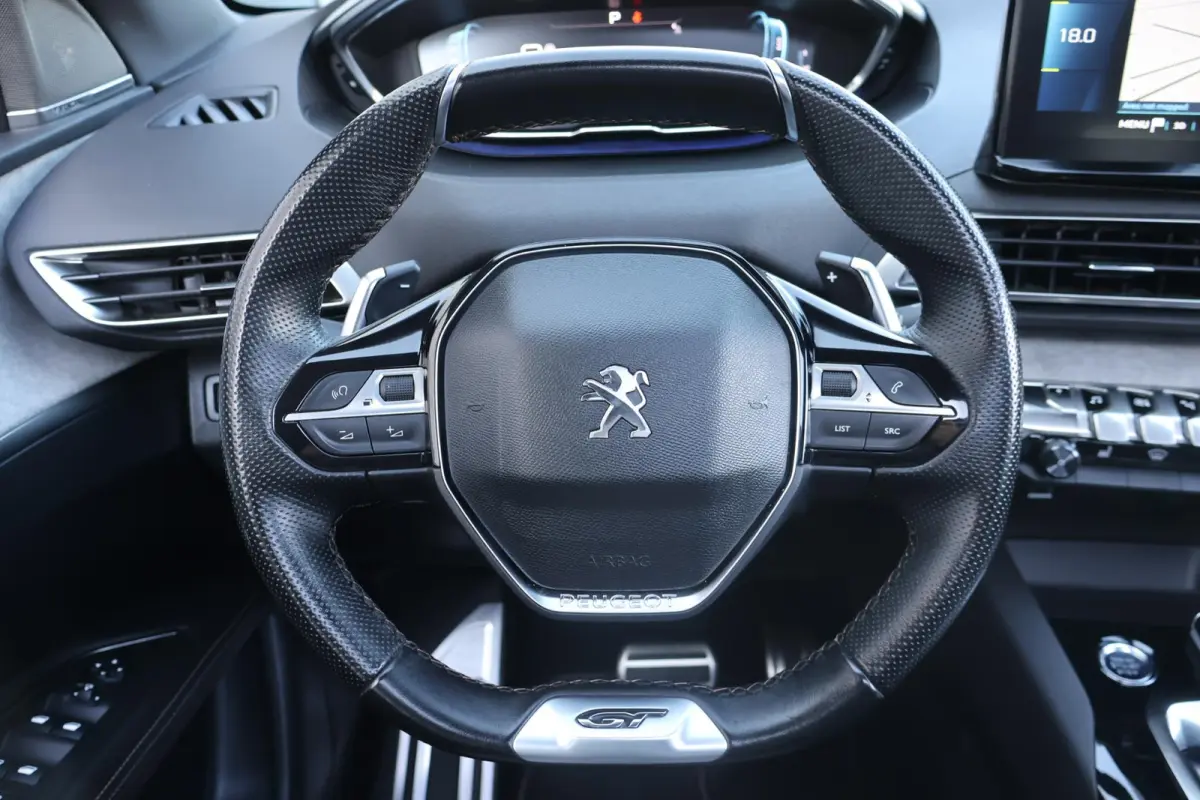 1.6 HYbrid 225 GT 1e Eigenaar | Dealer Onderh | NL-Auto | Pano | SOH92% | BTW | Night Vision | Elek klep | Stoelverwarming | 360Cam | Navi | ACC | Climate | Carplay | 1 Kabel
