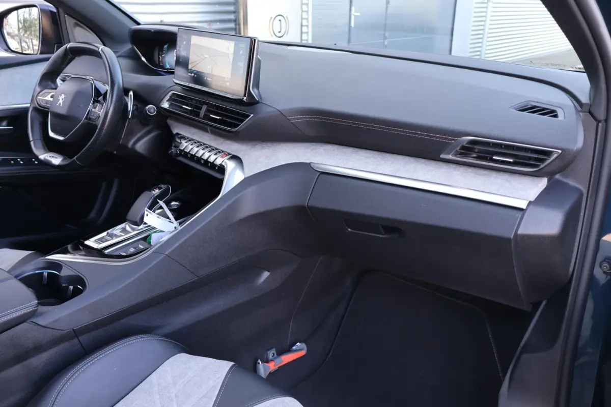 1.6 HYbrid 225 GT 1e Eigenaar | Dealer Onderh | NL-Auto | Pano | SOH92% | BTW | Night Vision | Elek klep | Stoelverwarming | 360Cam | Navi | ACC | Climate | Carplay | 1 Kabel