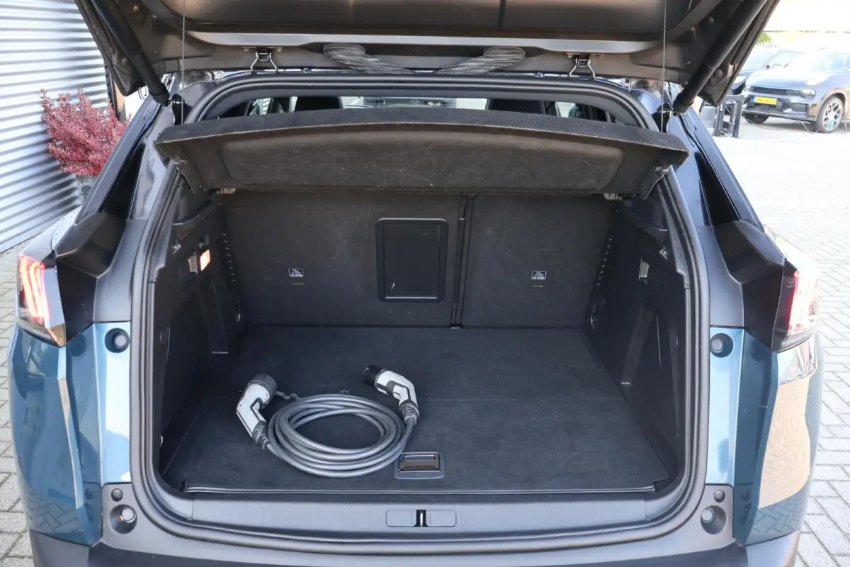 1.6 HYbrid 225 GT 1e Eigenaar | Dealer Onderh | NL-Auto | Pano | SOH92% | BTW | Night Vision | Elek klep | Stoelverwarming | 360Cam | Navi | ACC | Climate | Carplay | 1 Kabel