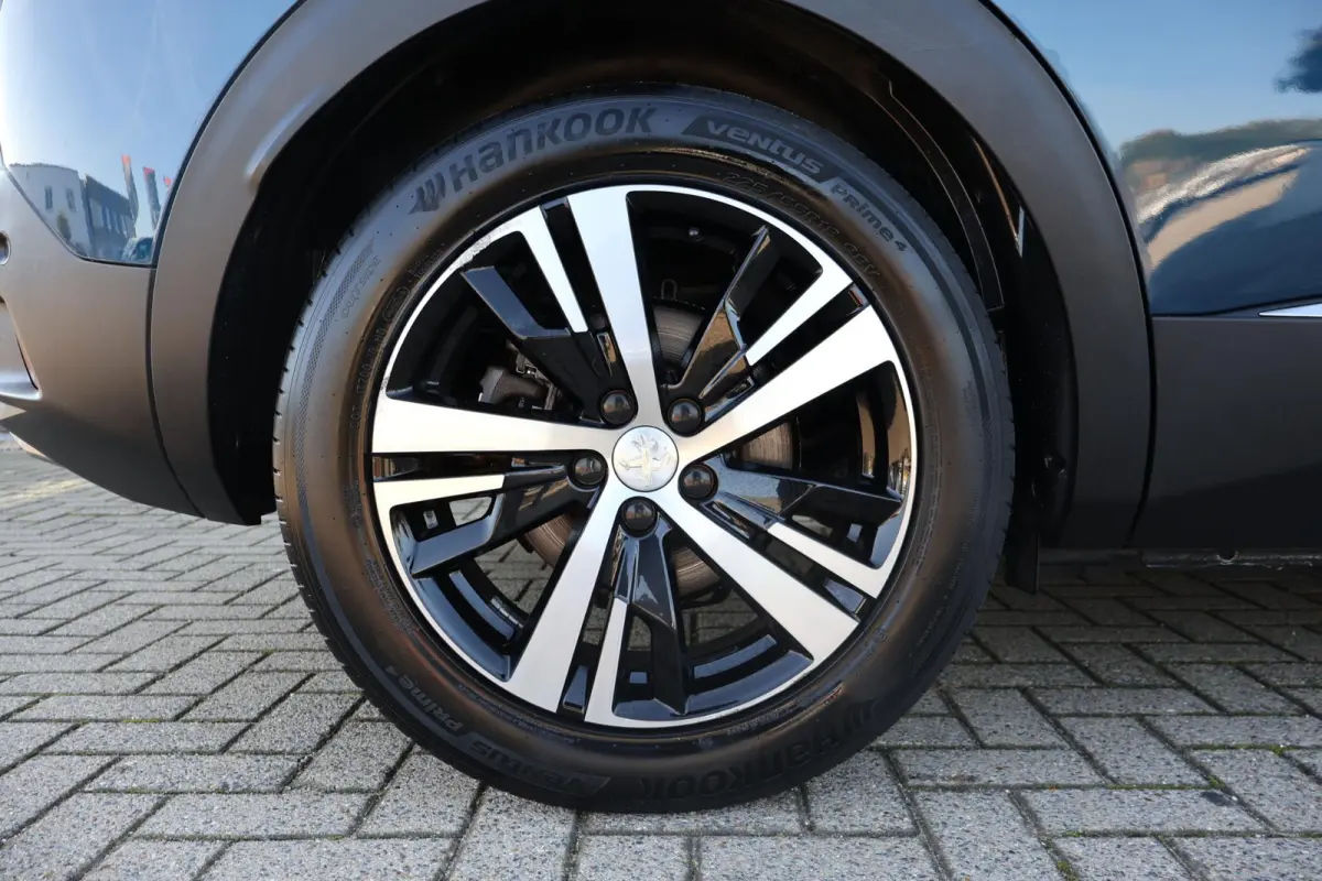 1.6 HYbrid 225 GT 1e Eigenaar | Dealer Onderh | NL-Auto | Pano | SOH92% | BTW | Night Vision | Elek klep | Stoelverwarming | 360Cam | Navi | ACC | Climate | Carplay | 1 Kabel