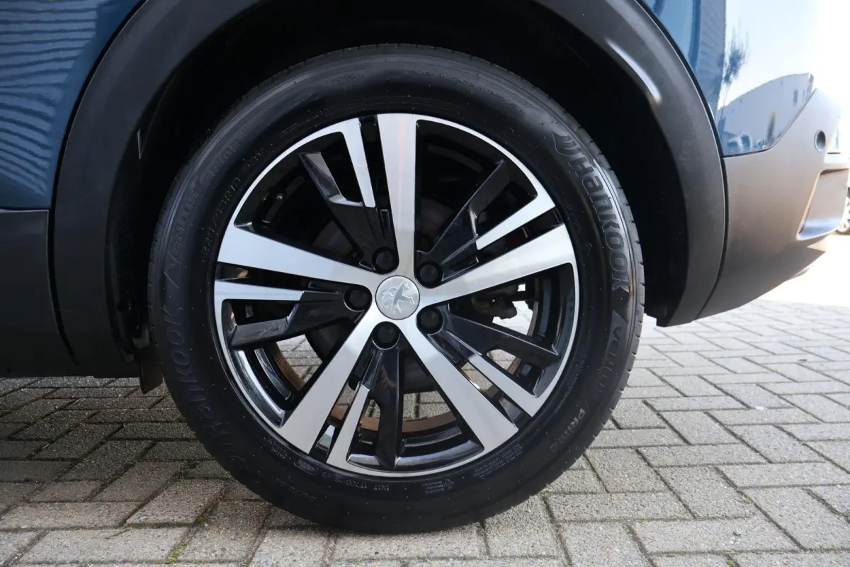 1.6 HYbrid 225 GT 1e Eigenaar | Dealer Onderh | NL-Auto | Pano | SOH92% | BTW | Night Vision | Elek klep | Stoelverwarming | 360Cam | Navi | ACC | Climate | Carplay | 1 Kabel