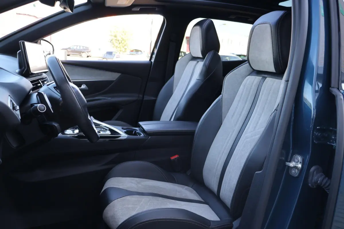 1.6 HYbrid 225 GT 1e Eigenaar | Dealer Onderh | NL-Auto | Pano | SOH92% | BTW | Night Vision | Elek klep | Stoelverwarming | 360Cam | Navi | ACC | Climate | Carplay | 1 Kabel