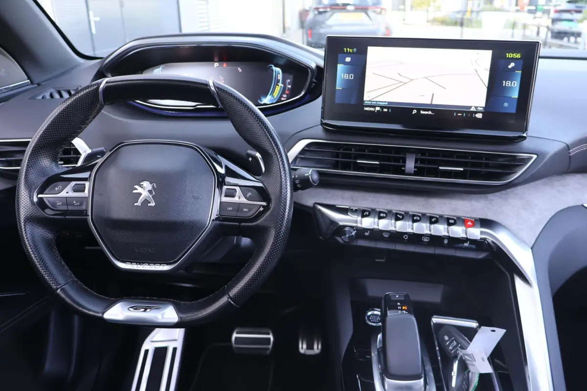 1.6 HYbrid 225 GT 1e Eigenaar | Dealer Onderh | NL-Auto | Pano | SOH92% | BTW | Night Vision | Elek klep | Stoelverwarming | 360Cam | Navi | ACC | Climate | Carplay | 1 Kabel