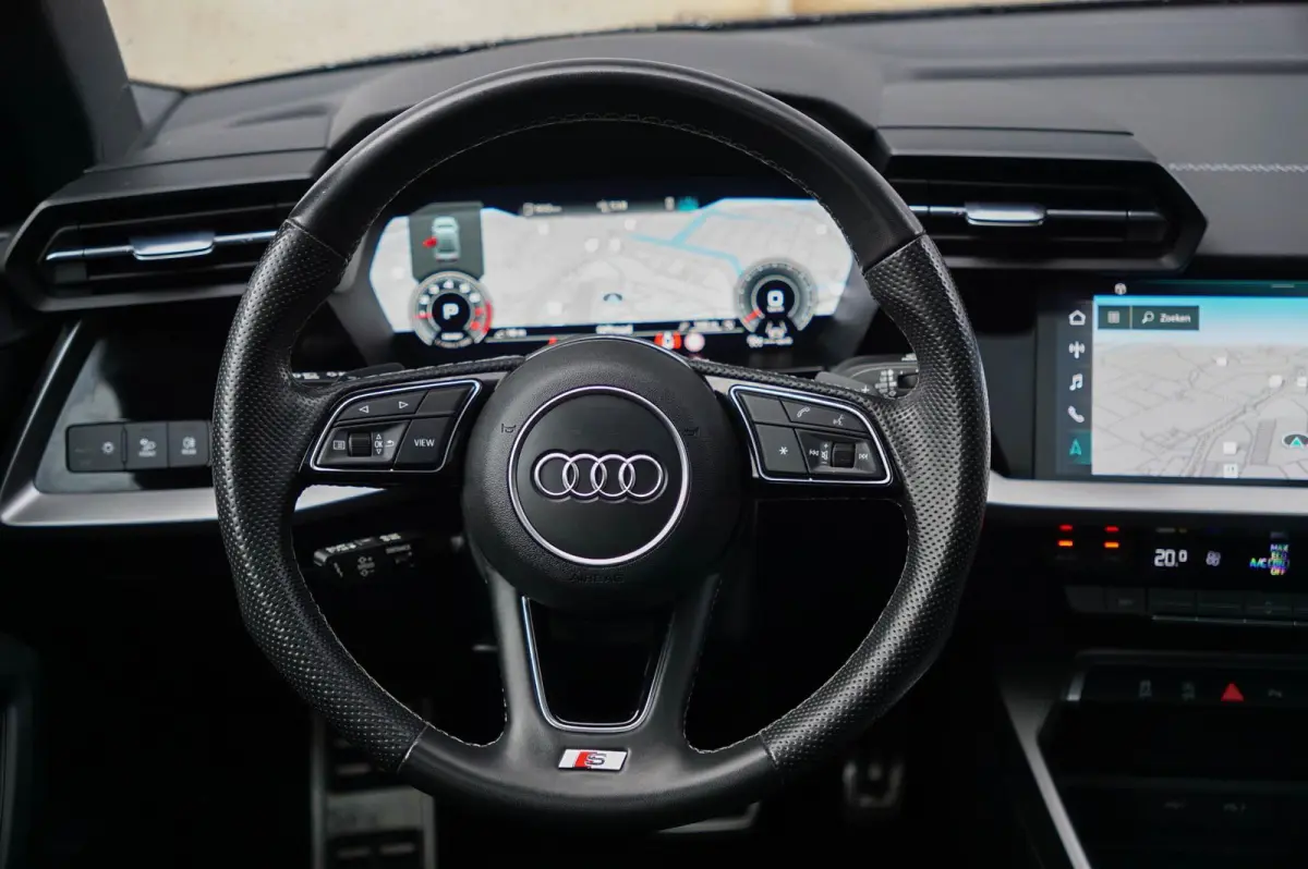 35 TFSI 150pk S-tronic S Edition | Panoramadak | Camera | Matrix LED | PDC V/A | 18" Velgen