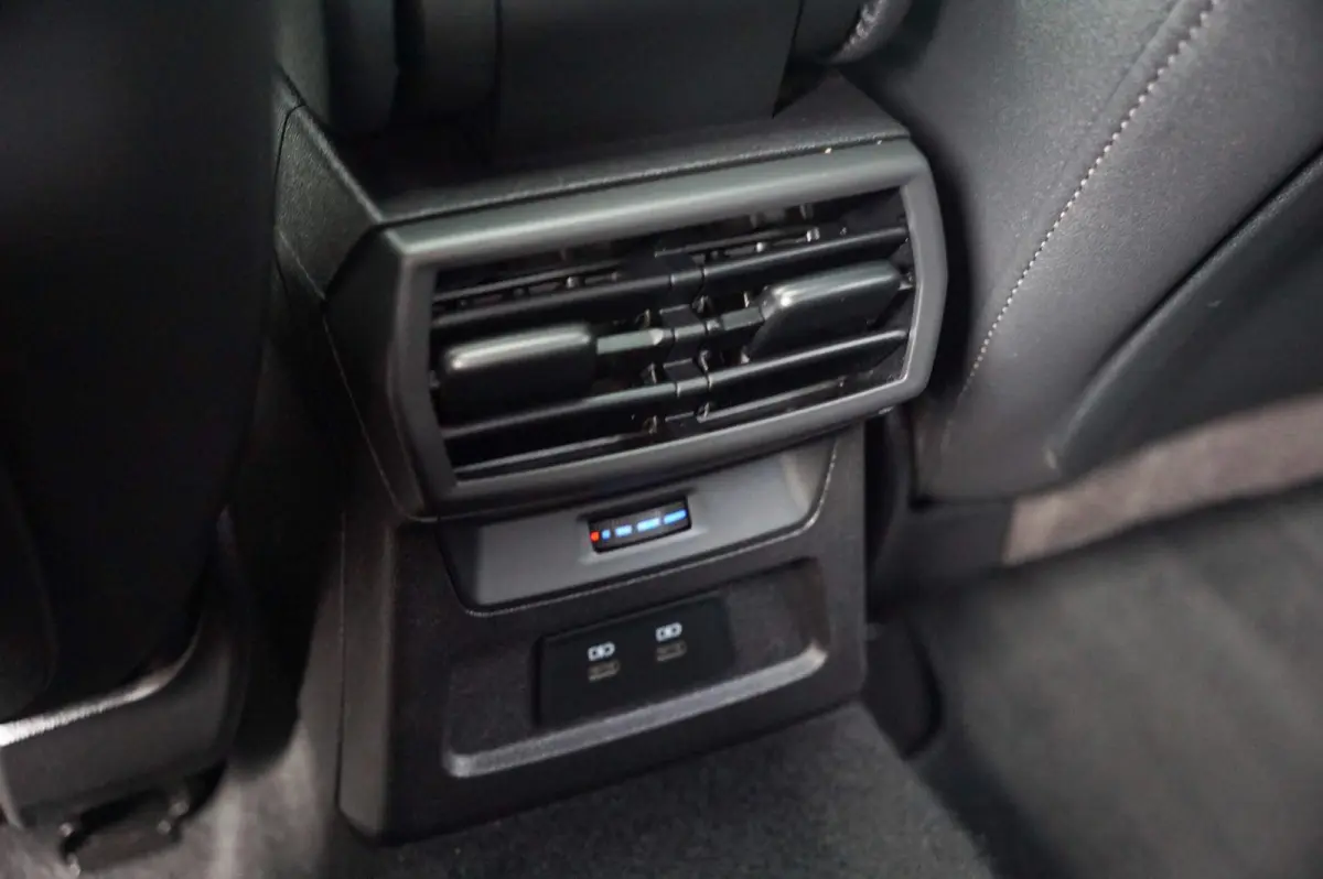 35 TFSI 150pk S-tronic S Edition | Panoramadak | Camera | Matrix LED | PDC V/A | 18" Velgen