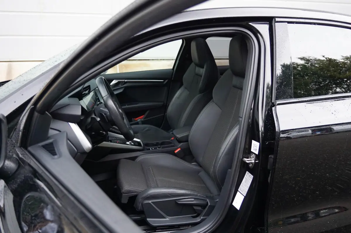 35 TFSI 150pk S-tronic S Edition | Panoramadak | Camera | Matrix LED | PDC V/A | 18" Velgen