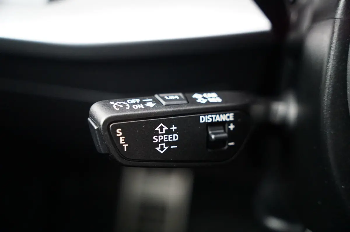 35 TFSI 150pk S-tronic S Edition | Panoramadak | Camera | Matrix LED | PDC V/A | 18" Velgen