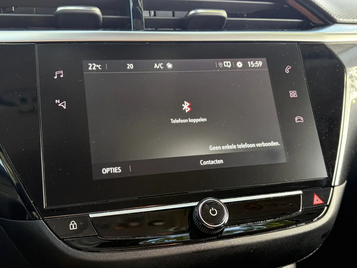 1.2 100 PK Elegance | NAVIGATIE + APPLE CARPLAY/ANDROID AUTO| CAMERA + PARKEERSENSOREN ACHTER| LED KOPLAMPEN| ELEC. CLIMATIE CONTROL| DAB| EERSTE EIGENAAR| DEALER ONDERHOUDEN|