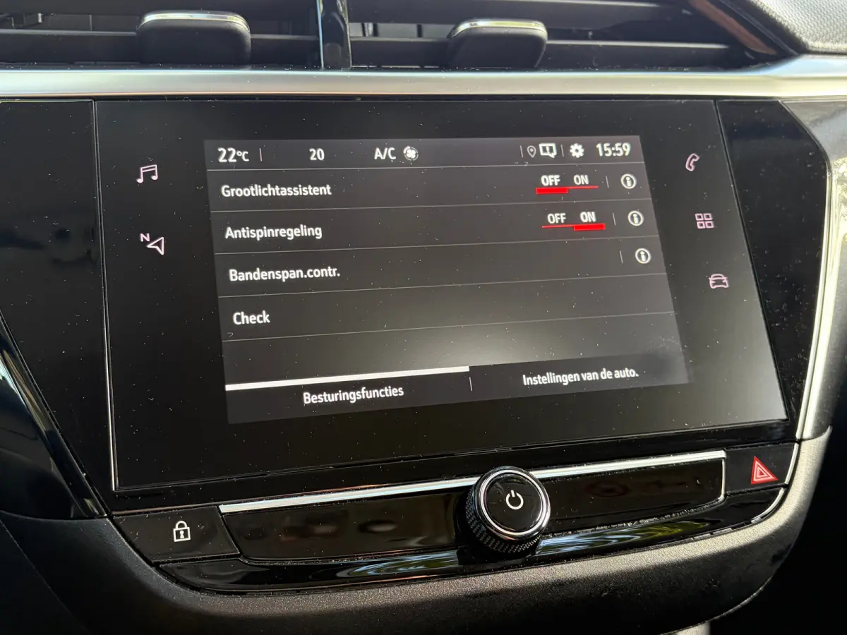 1.2 100 PK Elegance | NAVIGATIE + APPLE CARPLAY/ANDROID AUTO| CAMERA + PARKEERSENSOREN ACHTER| LED KOPLAMPEN| ELEC. CLIMATIE CONTROL| DAB| EERSTE EIGENAAR| DEALER ONDERHOUDEN|