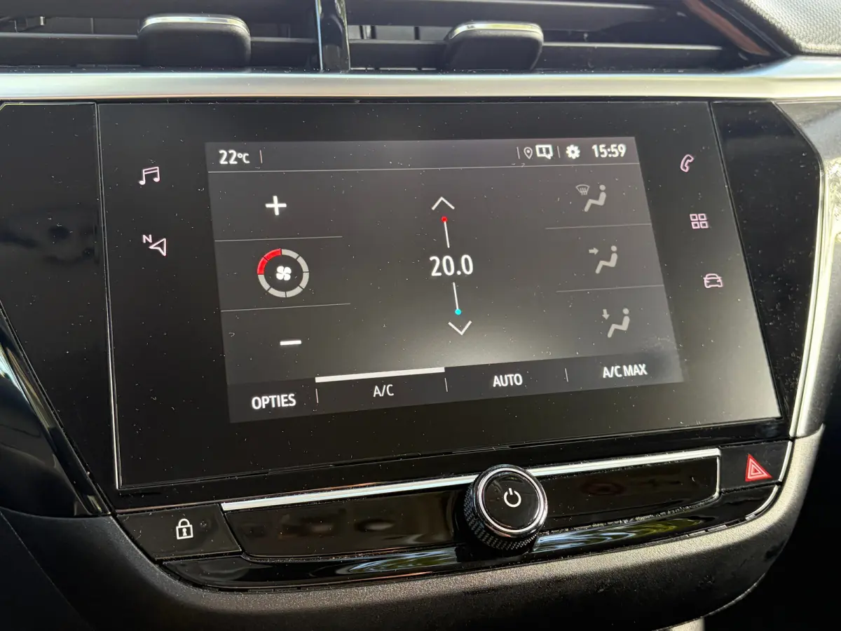 1.2 100 PK Elegance | NAVIGATIE + APPLE CARPLAY/ANDROID AUTO| CAMERA + PARKEERSENSOREN ACHTER| LED KOPLAMPEN| ELEC. CLIMATIE CONTROL| DAB| EERSTE EIGENAAR| DEALER ONDERHOUDEN|