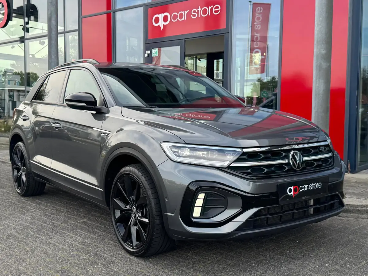 1.5 TSI R-Line 3 X R-Line DSG-7| IQ-Lights | Camera | Parksens |Keyless | Carplay | Black Pakket |