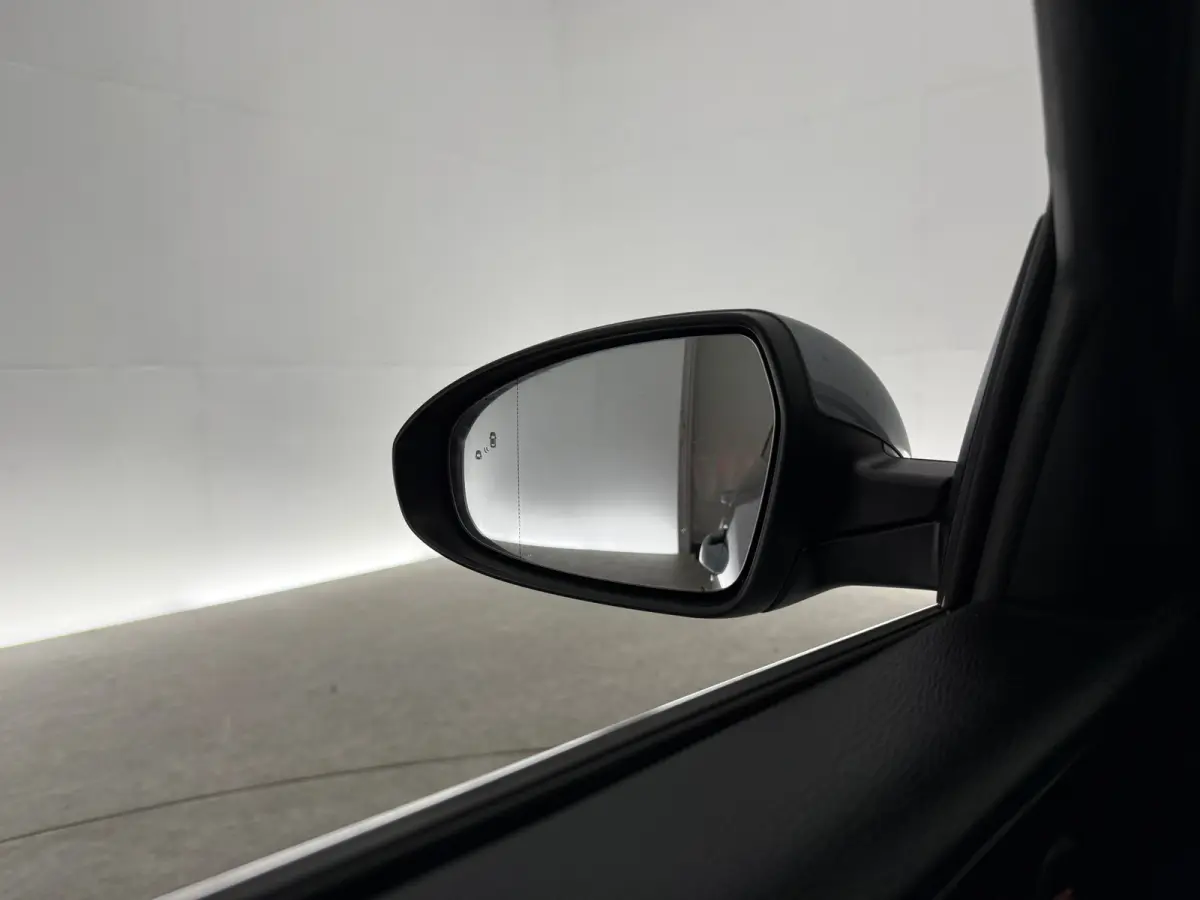 1.0 T-GDi ExecutiveLine | Pano | Camera | Virtual | Carplay | JBL | Memory | Clima | Cruise | LED | NAP