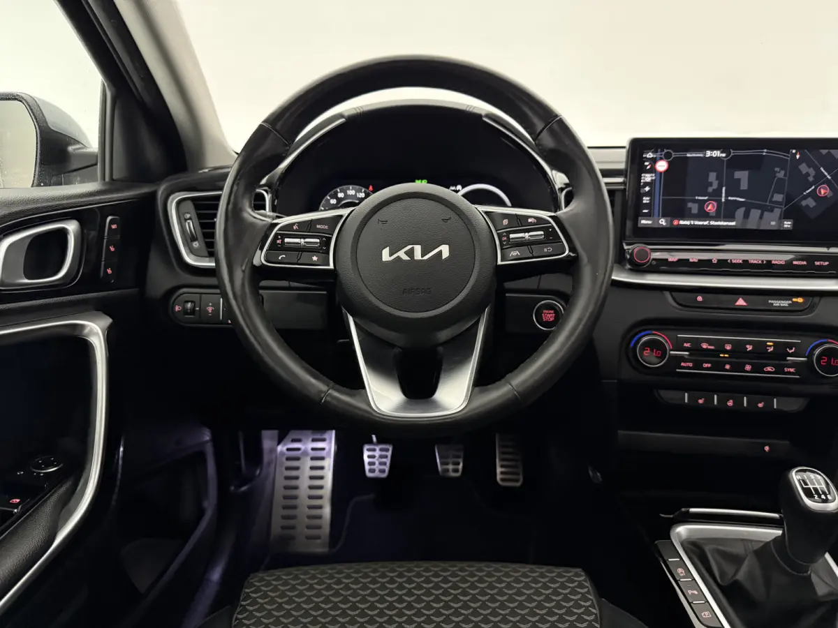 1.0 T-GDi ExecutiveLine | Pano | Camera | Virtual | Carplay | JBL | Memory | Clima | Cruise | LED | NAP