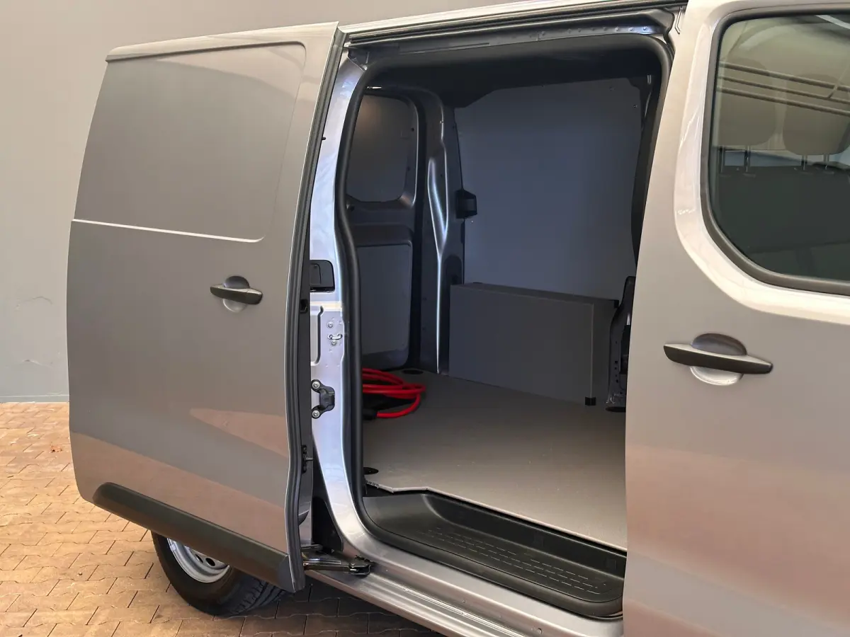 Electric L2 75 kWh | 11 kW lader | Apple Carplay/Android Auto|telefoonintegratie premium | Cruise control
