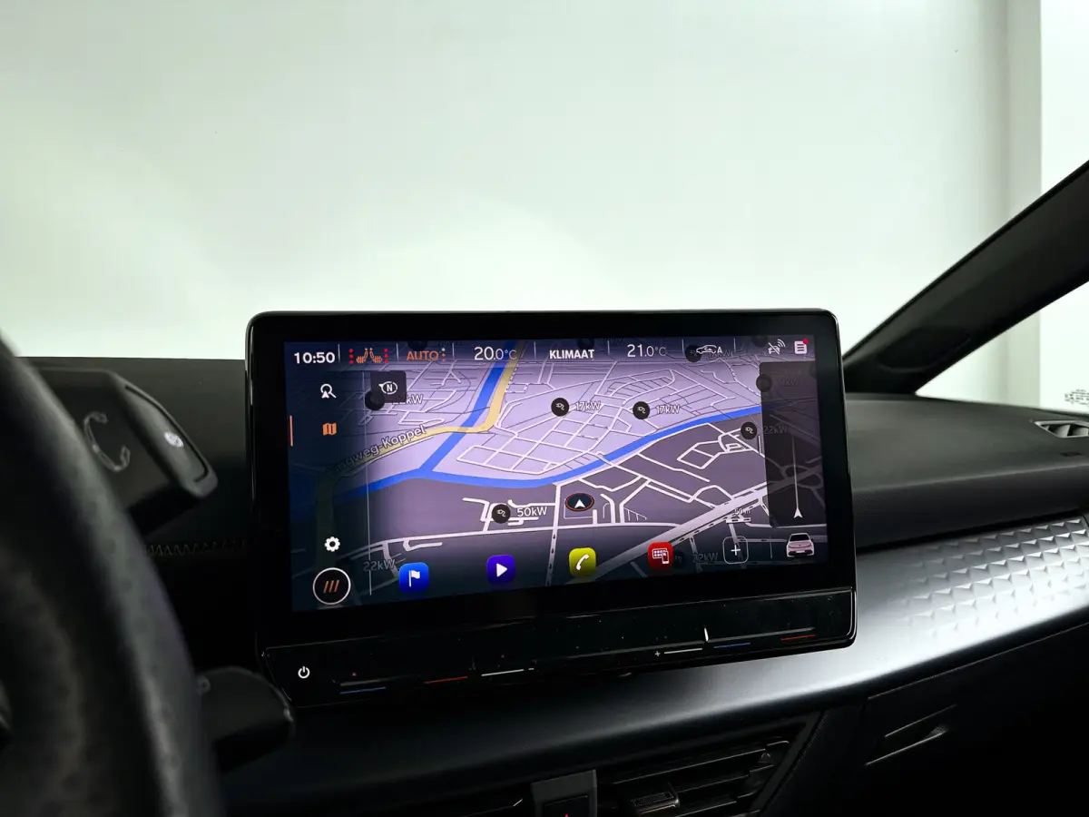 Business 62 kWh | Park assist | Full LED | Cruise control